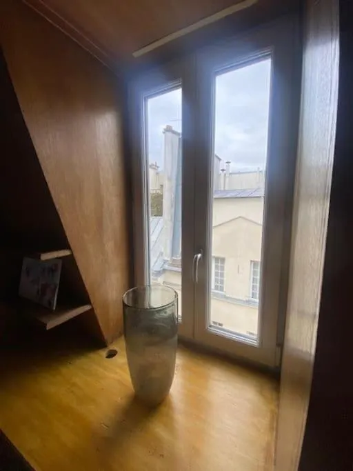 Duplex - Ile Saint Louis Apartment Paris